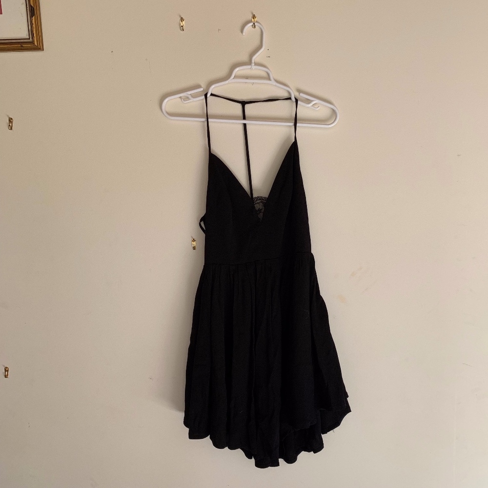 Black Sleeveless Dress